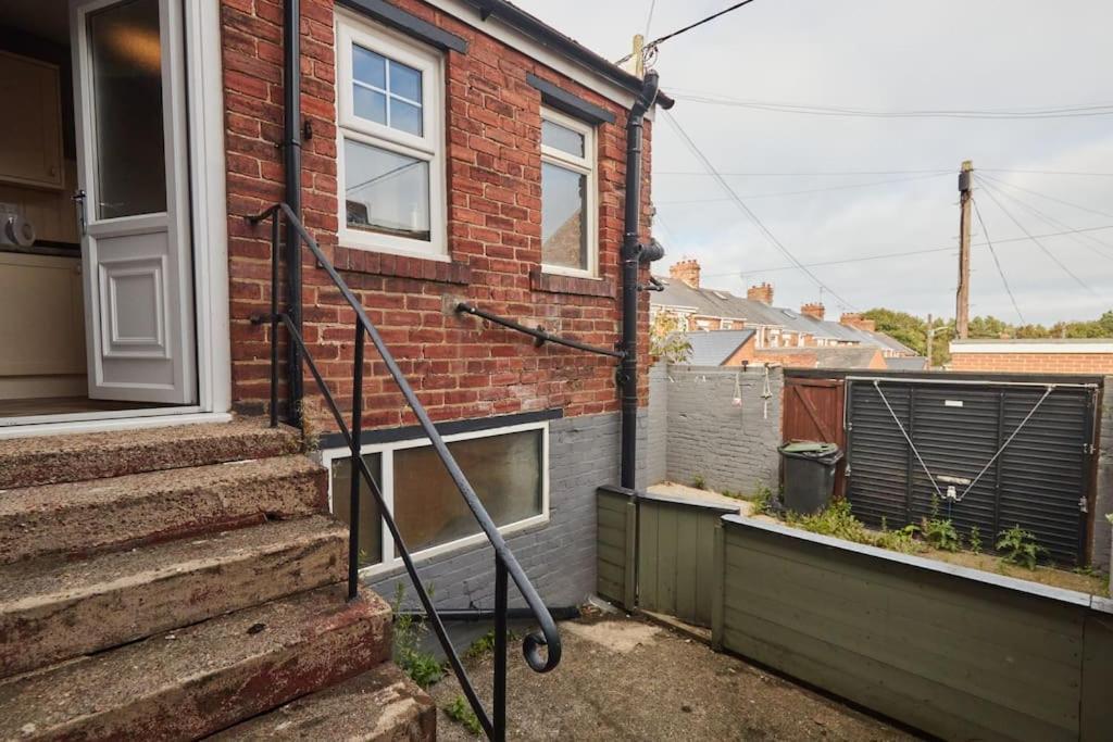 Cosy 3-Bedroom House In Seaham - Street Parking Εξωτερικό φωτογραφία